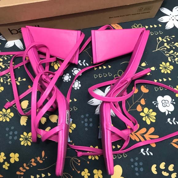 Bar III Women's Shoes Triangle Block Heels Square Pink, Size 8 BARBIE OUTFIT - Picture 6 of 15